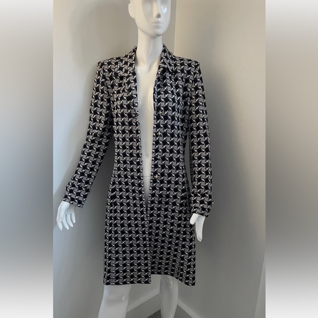 St John Timeless Luxury Wool Knit Houndstooth Print Coat